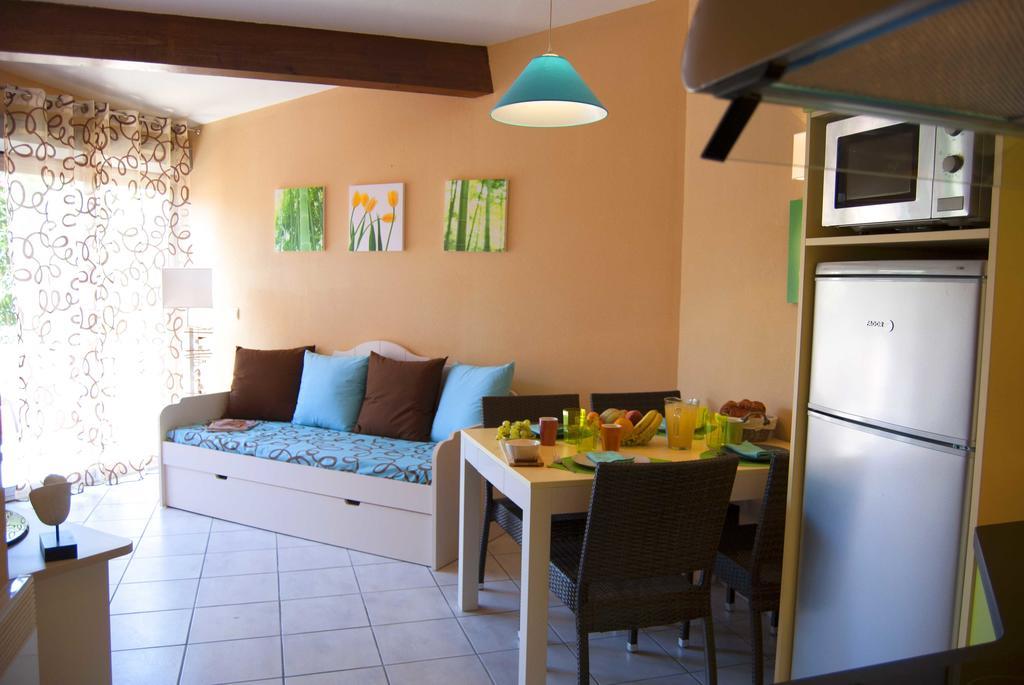 Lagrange Grand Bleu Vacances - Residence Les Jardins De Neptune 圣西普里安 外观 照片
