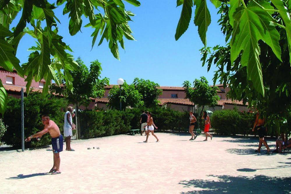 Lagrange Grand Bleu Vacances - Residence Les Jardins De Neptune 圣西普里安 外观 照片